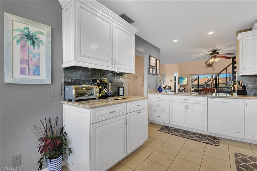 15466 Admiralty Cir, Unit 6, North Fort Myers, FL 33917 Photo