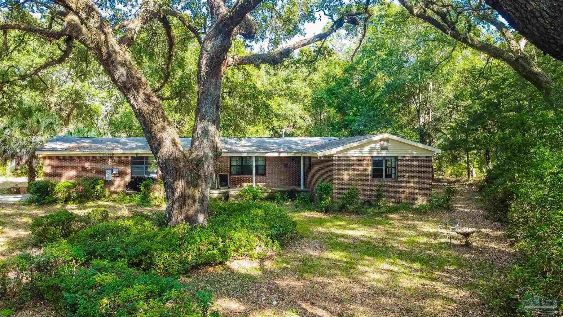 6598 Dewrell Sq, Pensacola, FL 32504 Main Photo