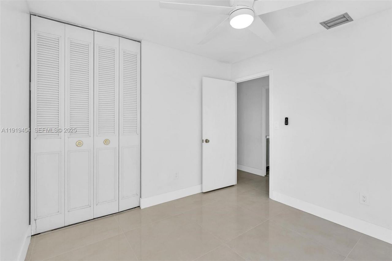 13011 SW 80th St, Miami, FL 33183 Photo