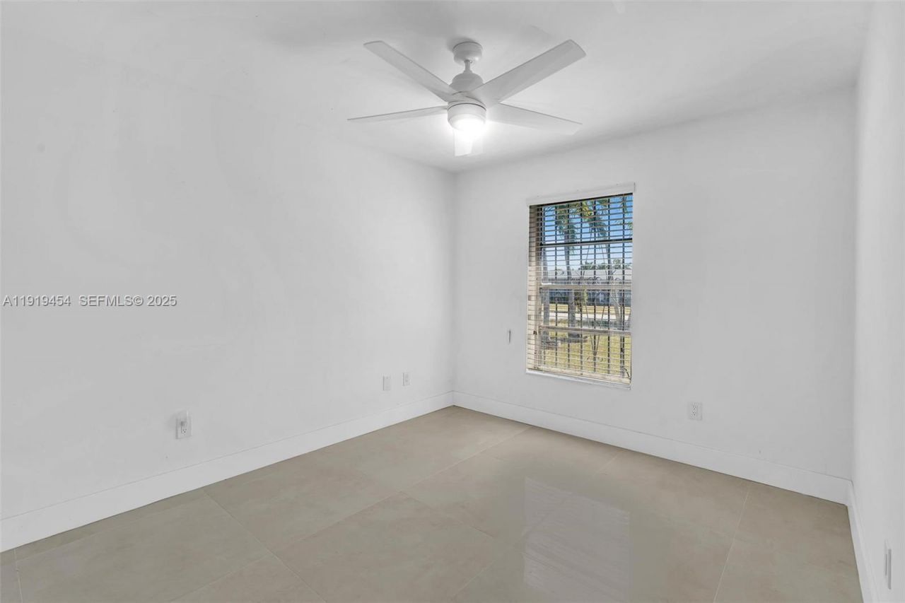 13011 SW 80th St, Miami, FL 33183 Photo