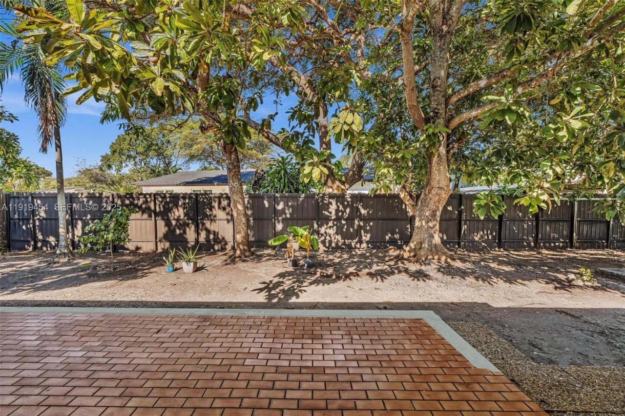 13011 SW 80th St, Miami, FL 33183 Photo