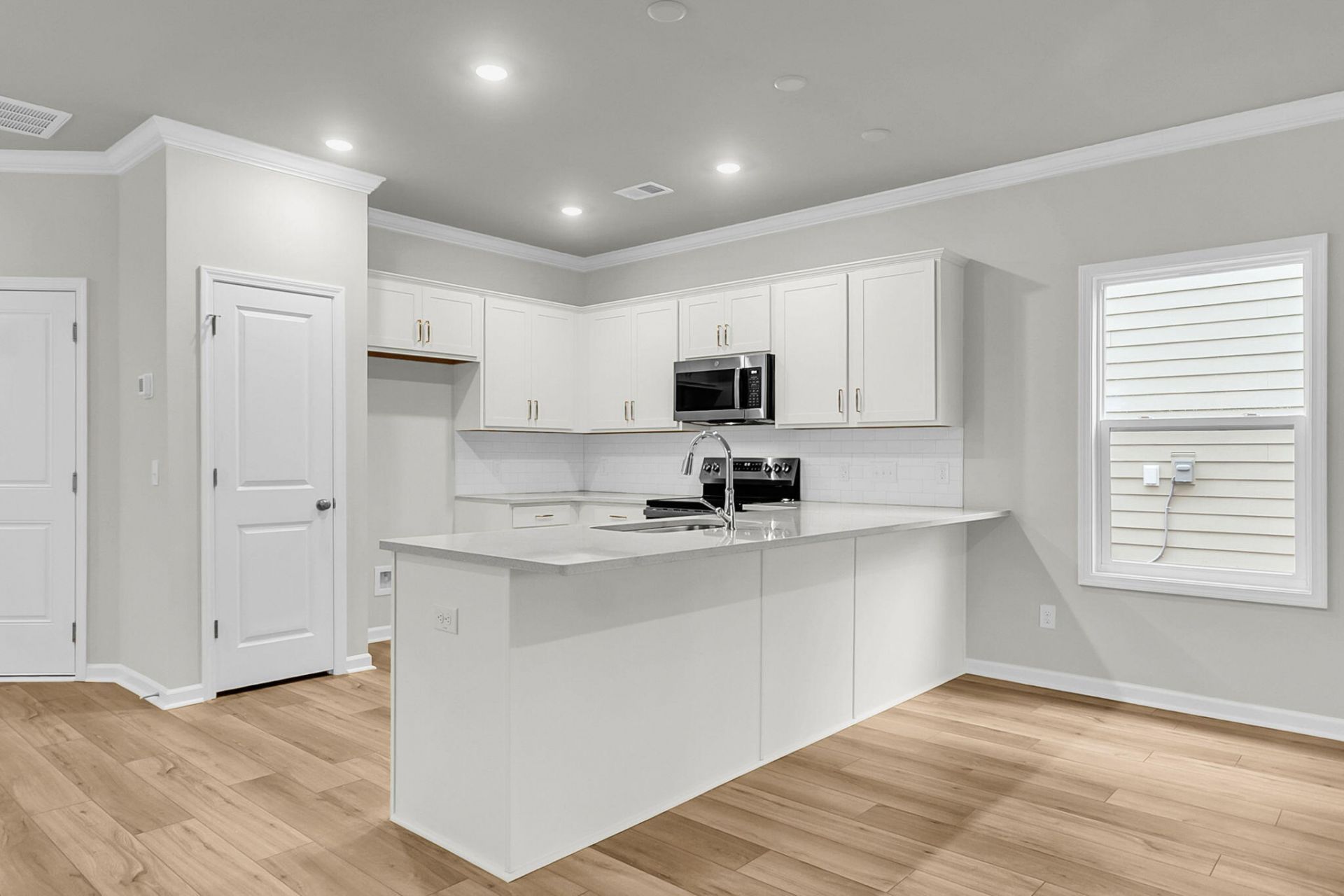 213 Central Creek Drive Photo 33