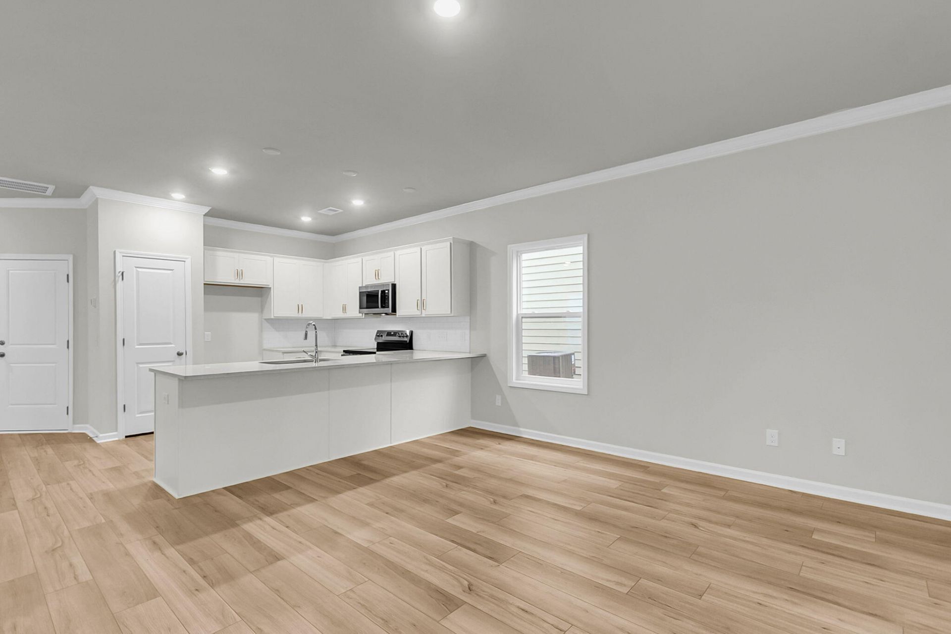 213 Central Creek Drive Photo 37