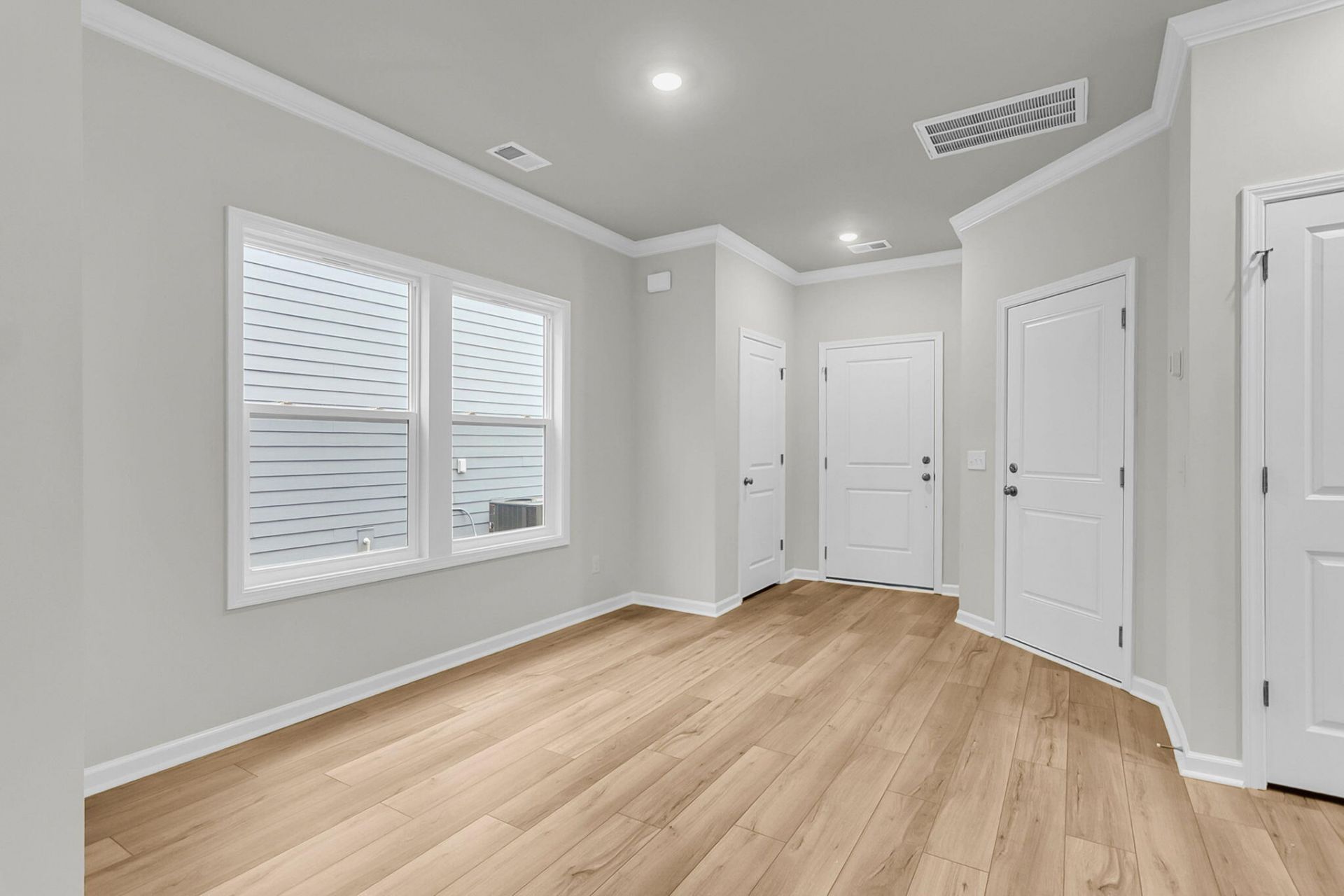 213 Central Creek Drive Photo 42