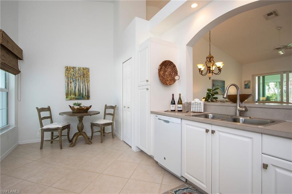 5937 Sand Wedge Ln, Unit 1507, Naples, FL 34110 Photo