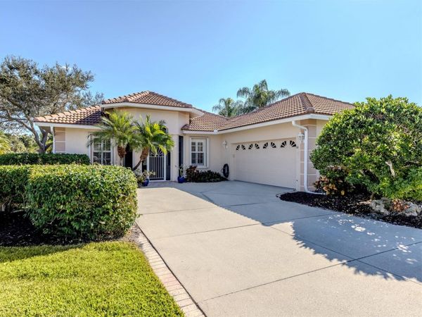155 GRAND OAK CIRCLE, VENICE, FL 34292