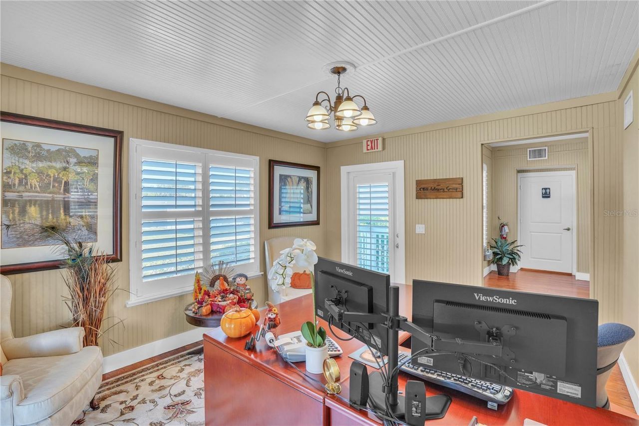 212 S 7th Street, Fort Pierce, FL 34950 Photo