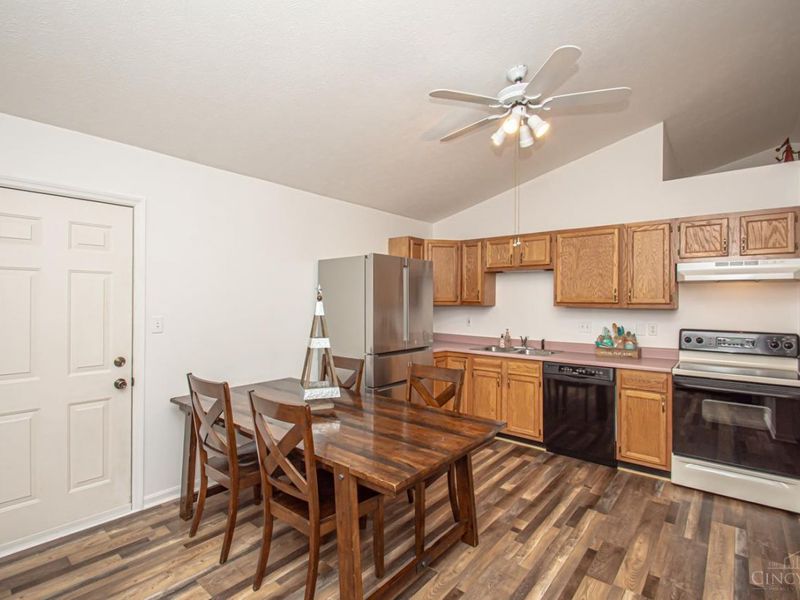 165 Norseman Drive, Lakengren, OH 45320 Photo 10