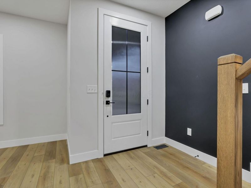 336 Loeffler Avenue, Columbus, OH 43205 Photo 2