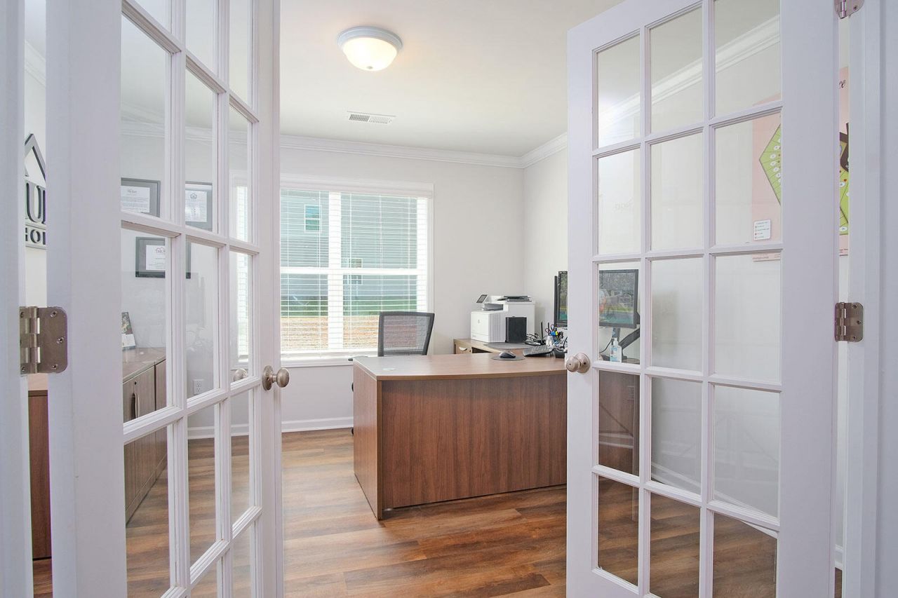 217 Central Creek Drive Photo 12