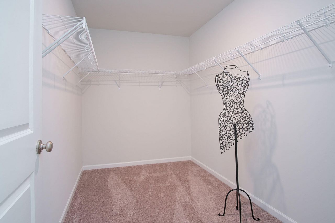 217 Central Creek Drive Photo 19