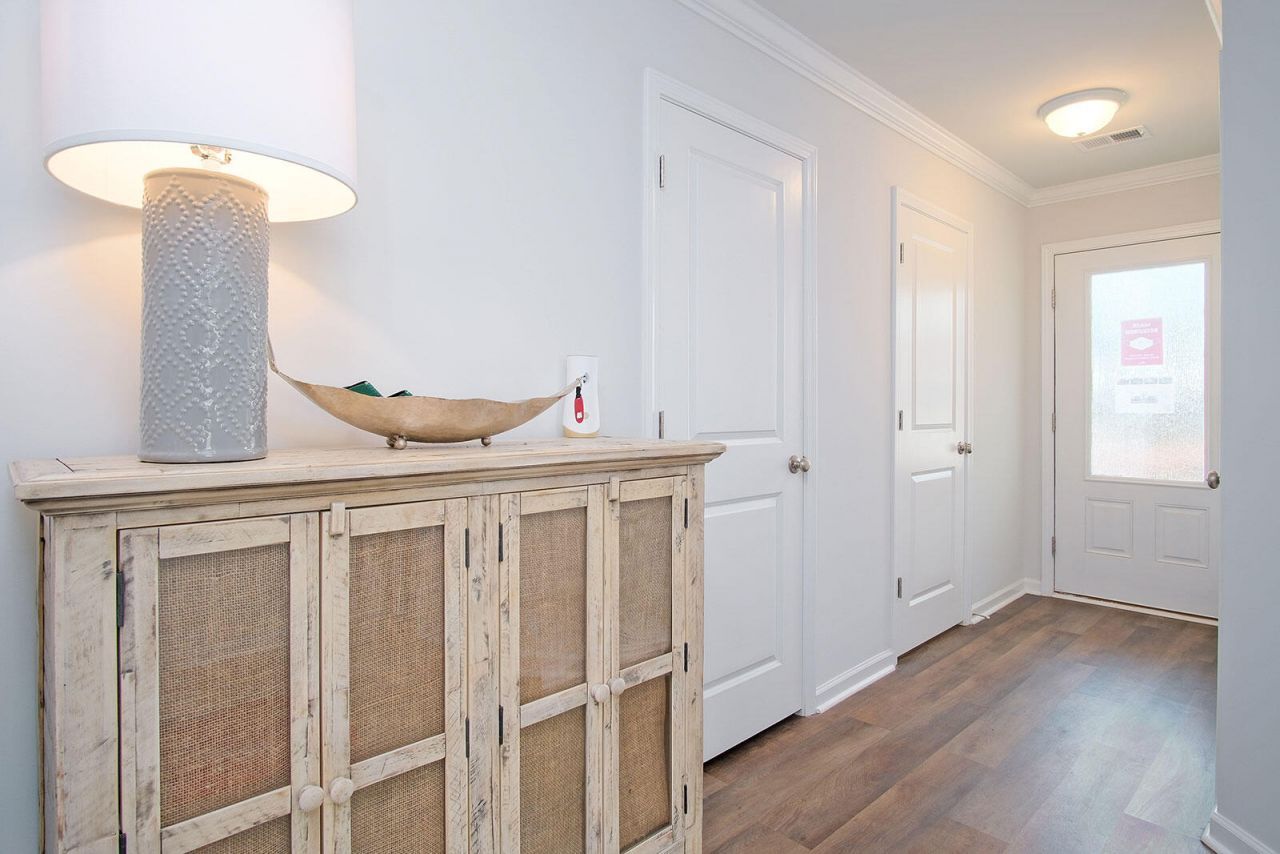 217 Central Creek Drive Photo 9