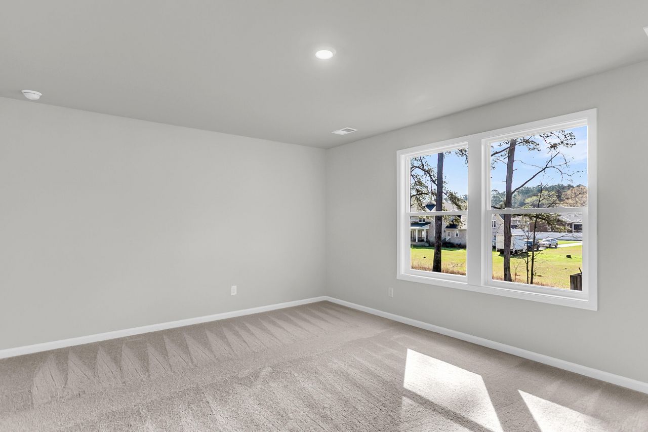 221 Central Creek Drive Photo 16