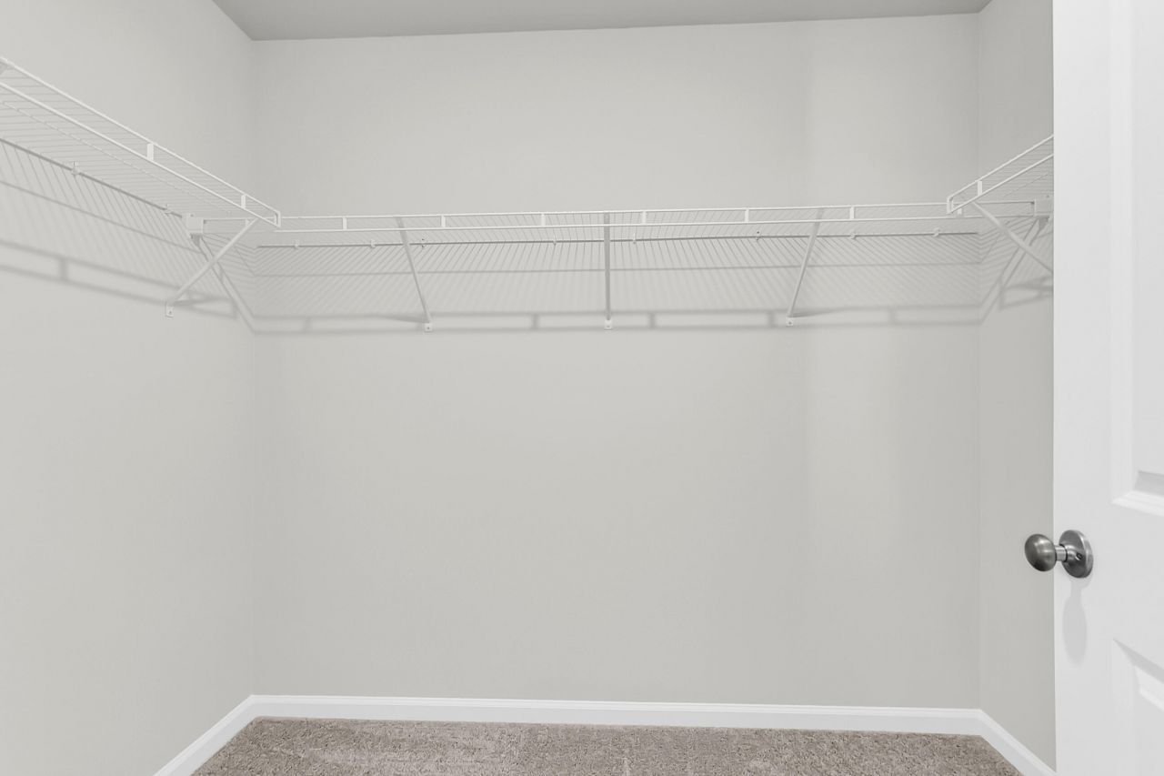 221 Central Creek Drive Photo 21