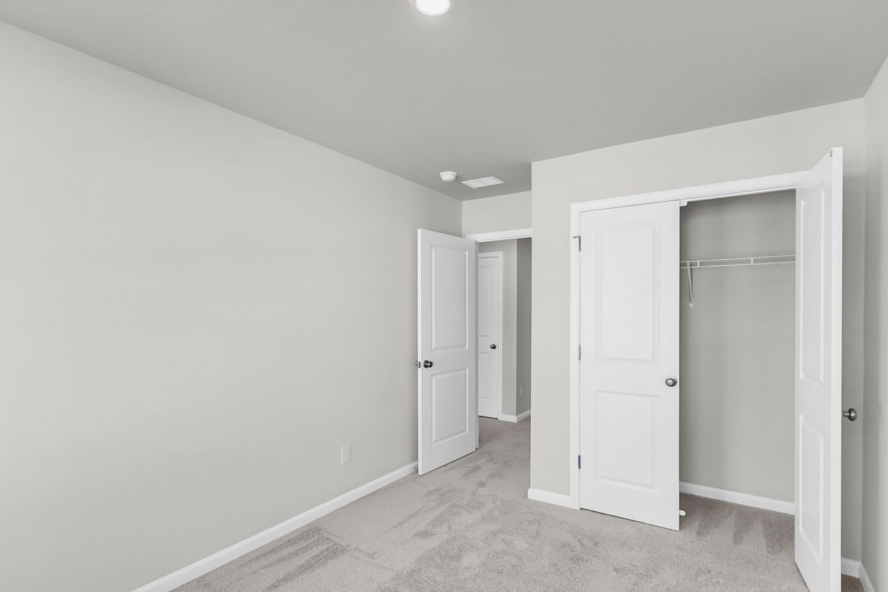 221 Central Creek Drive Photo 24