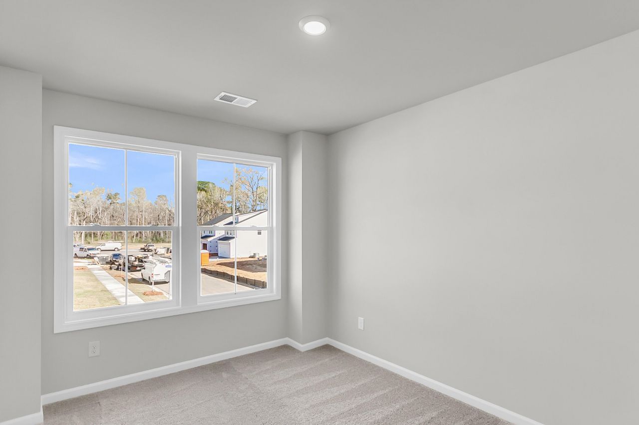 221 Central Creek Drive Photo 25