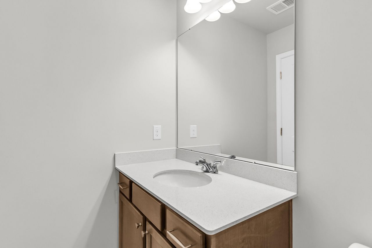 221 Central Creek Drive Photo 27