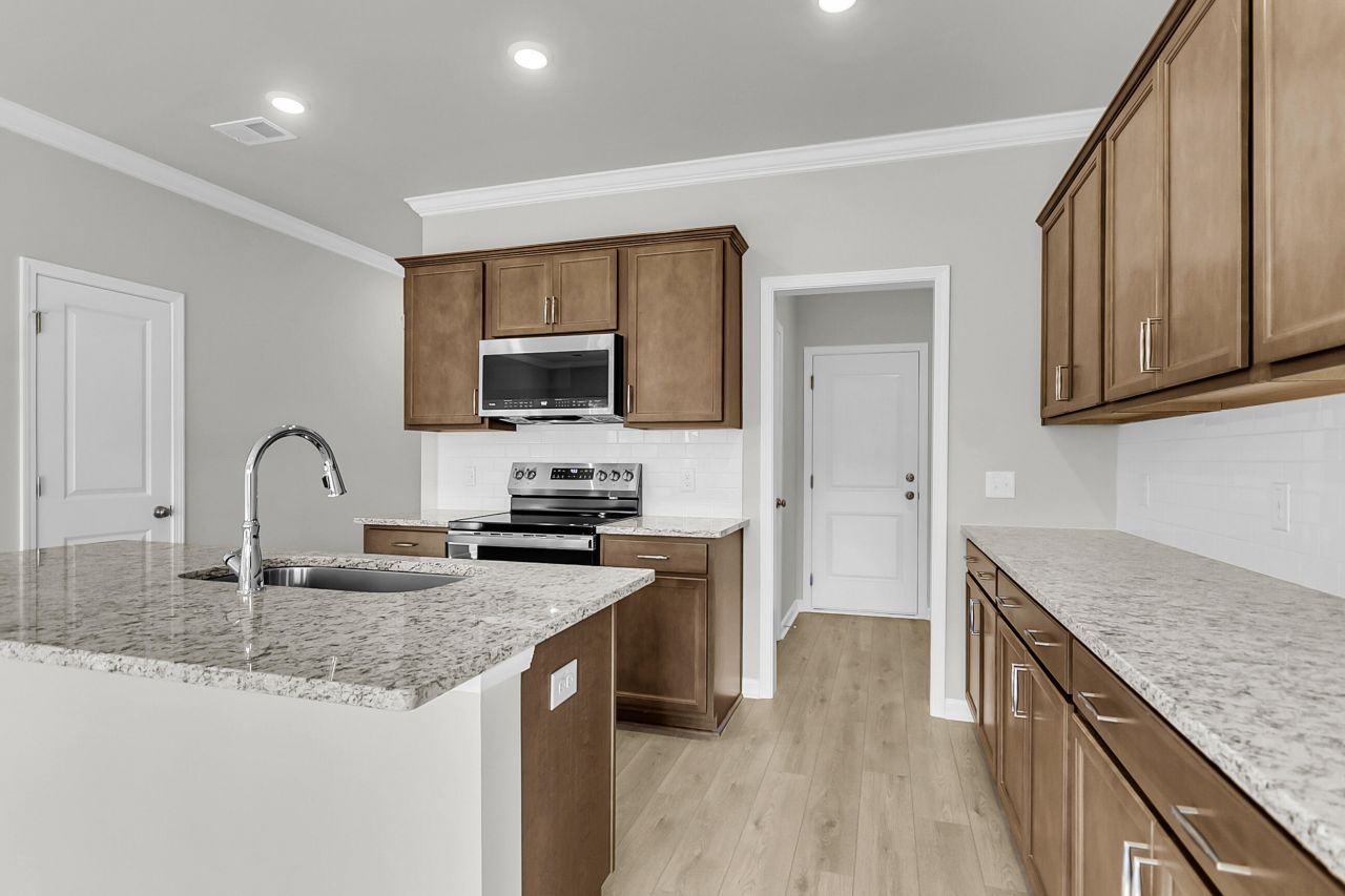 221 Central Creek Drive Photo 9