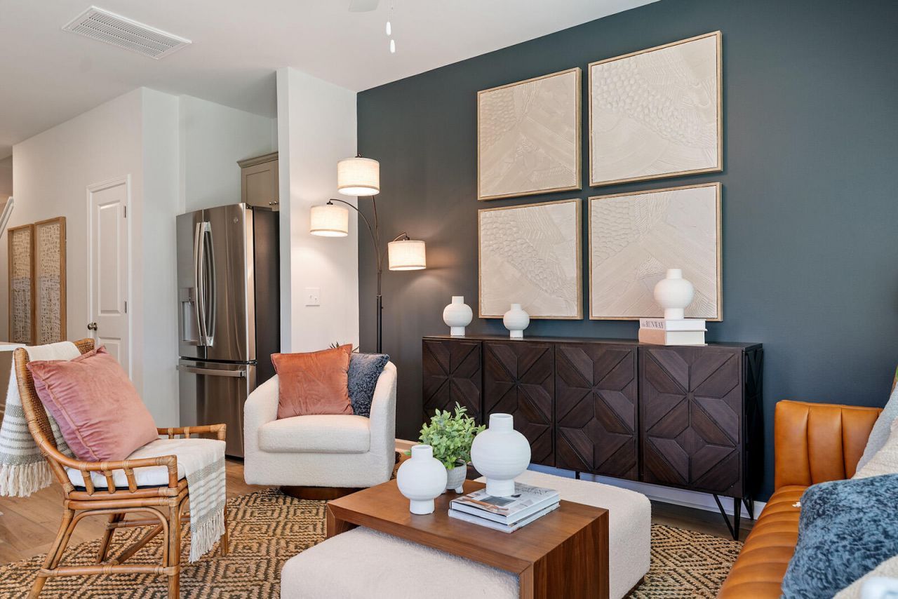 221 Central Creek Drive Photo 9