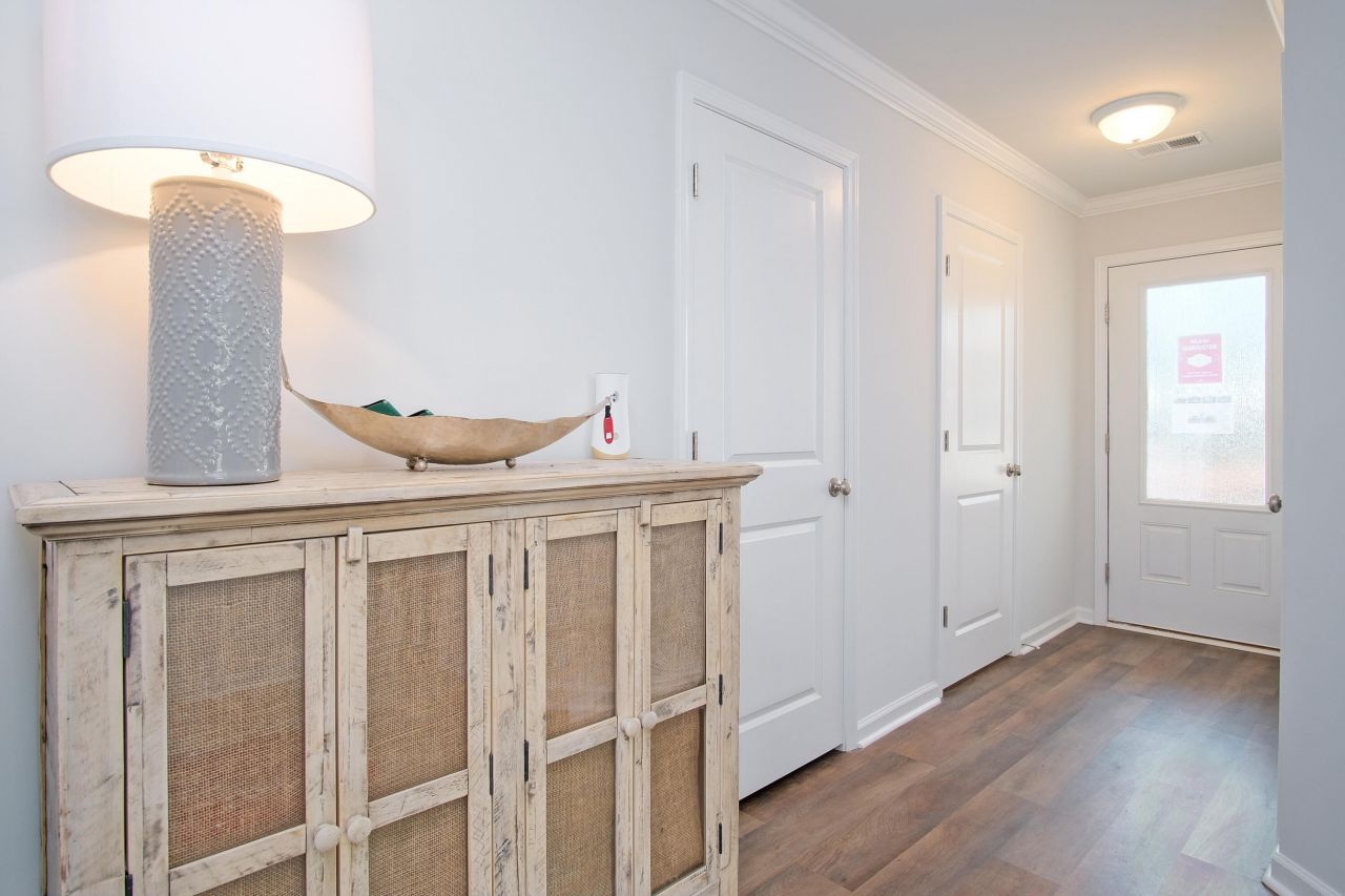 216 Central Creek Drive Photo 12