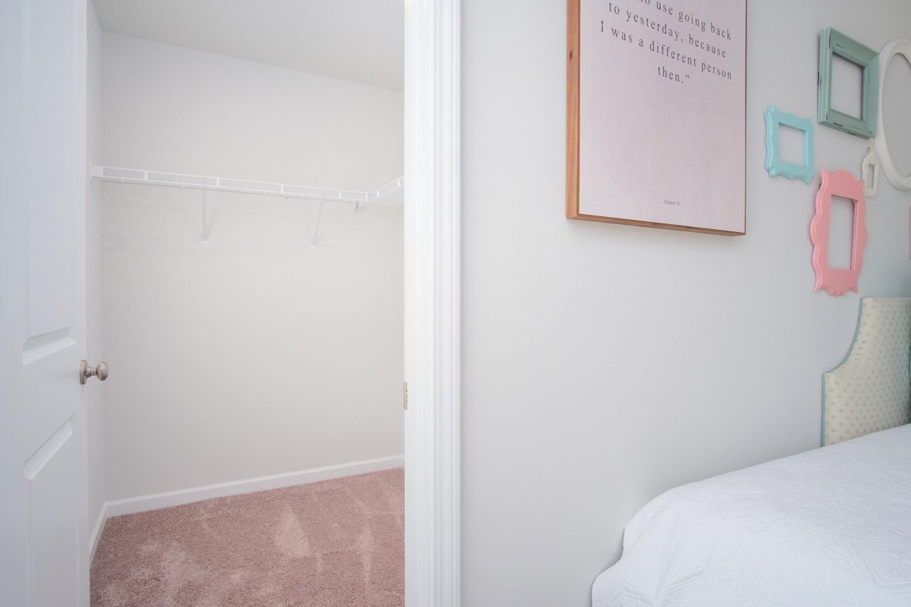 216 Central Creek Drive Photo 22