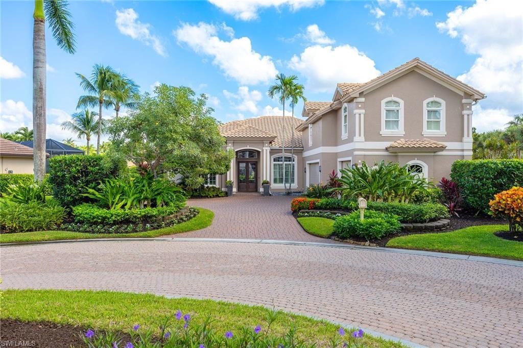 8752 Muirfield Dr, Naples, FL 34109 Photo