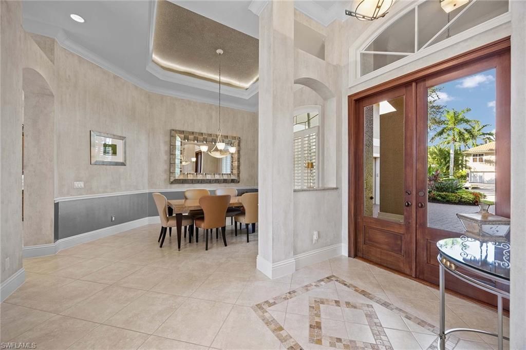 8752 Muirfield Dr, Naples, FL 34109 Photo
