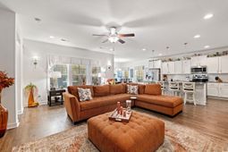 213 Board Landing Circle photo 4