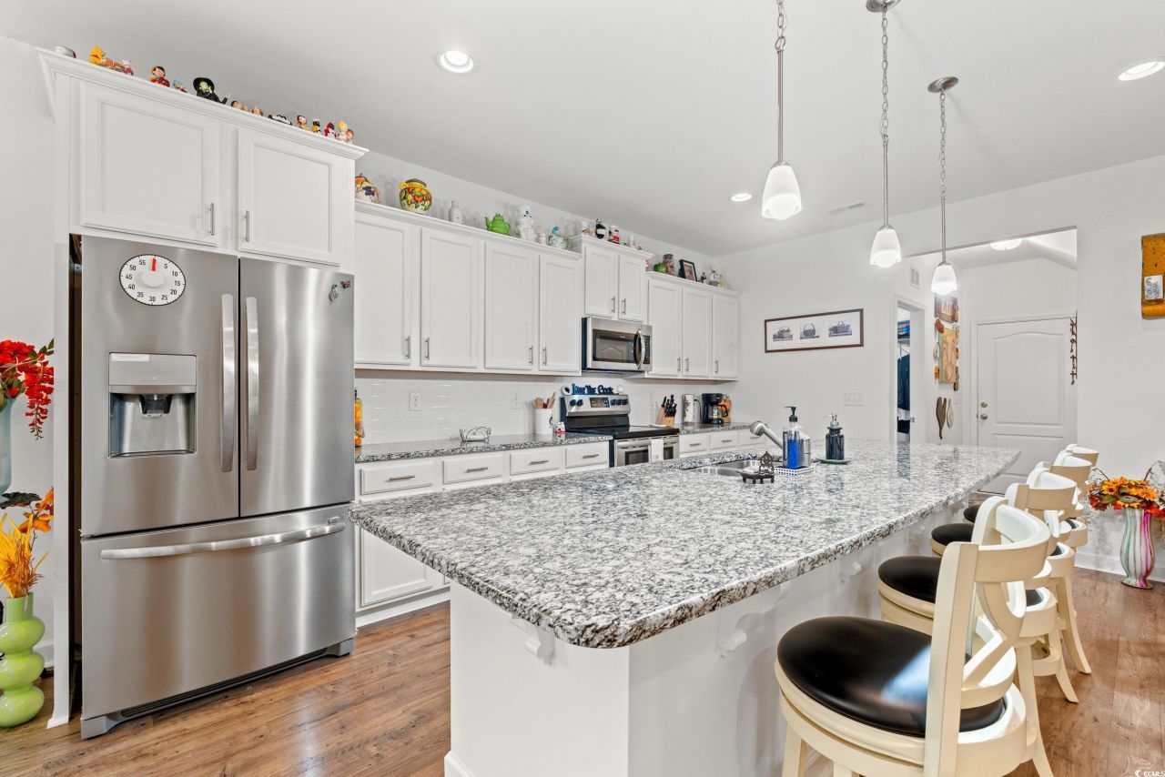 213 Board Landing Circle Photo 3