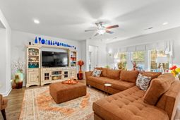 213 Board Landing Circle photo 4