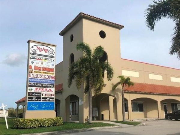 15420 SW 136th St, Unit 31, Miami, FL 33196