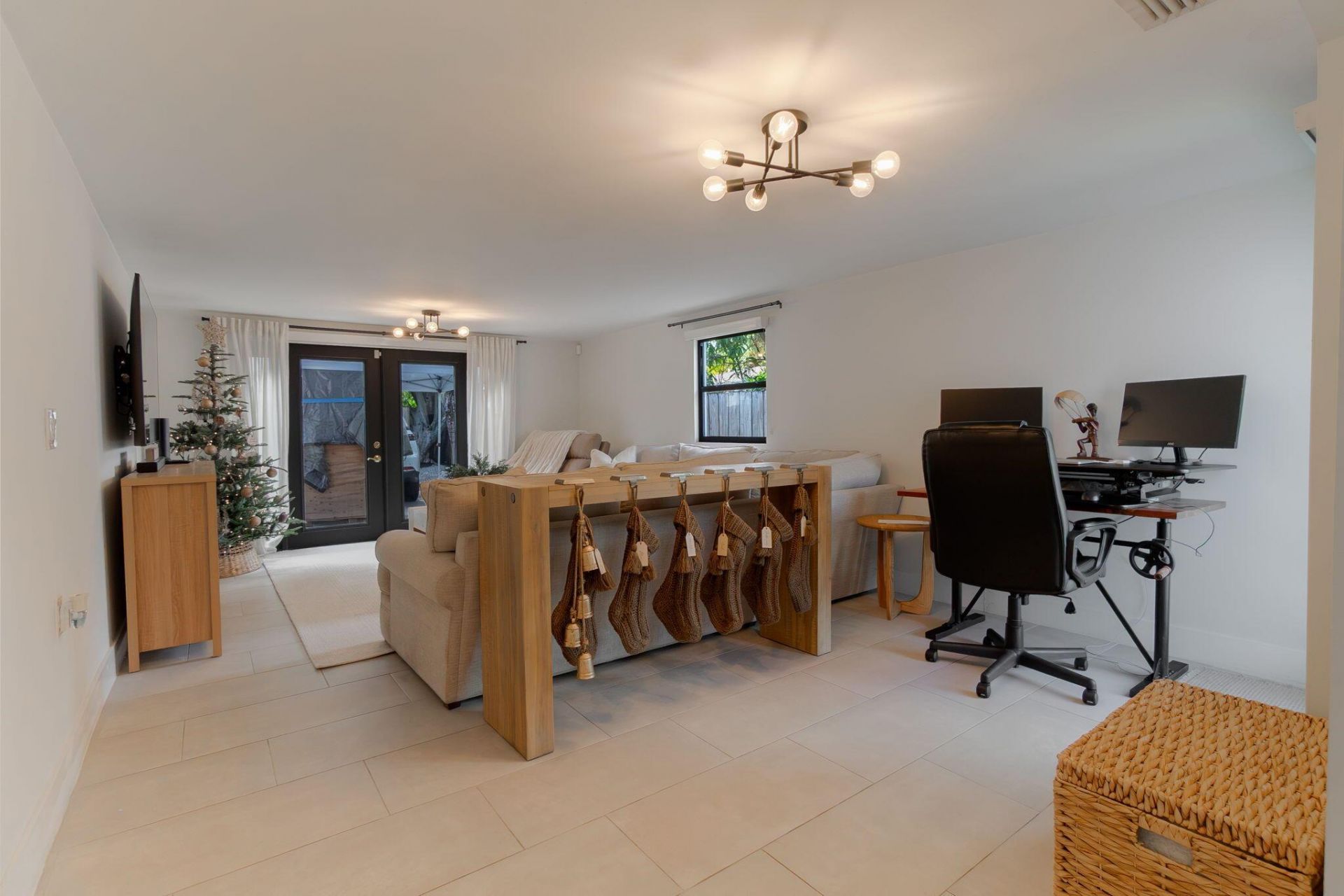 537 NE 14th Court, Fort Lauderdale, FL 33304 Photo