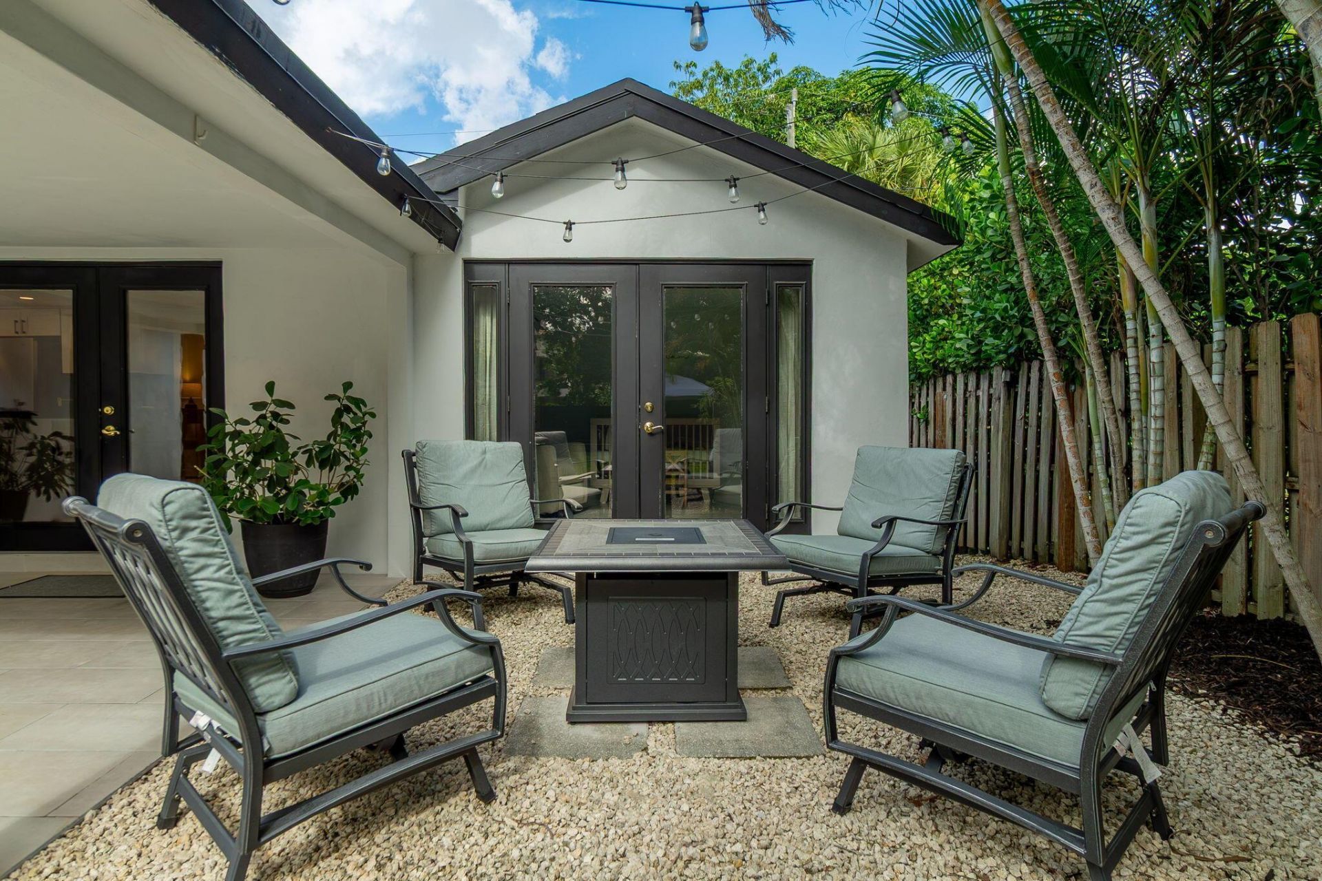 537 NE 14th Court, Fort Lauderdale, FL 33304 Photo