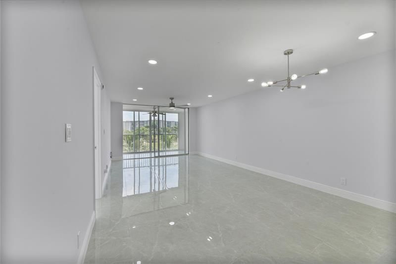 2901 S Palm Aire Drive, Unit 306, Pompano Beach, FL 33069 Photo