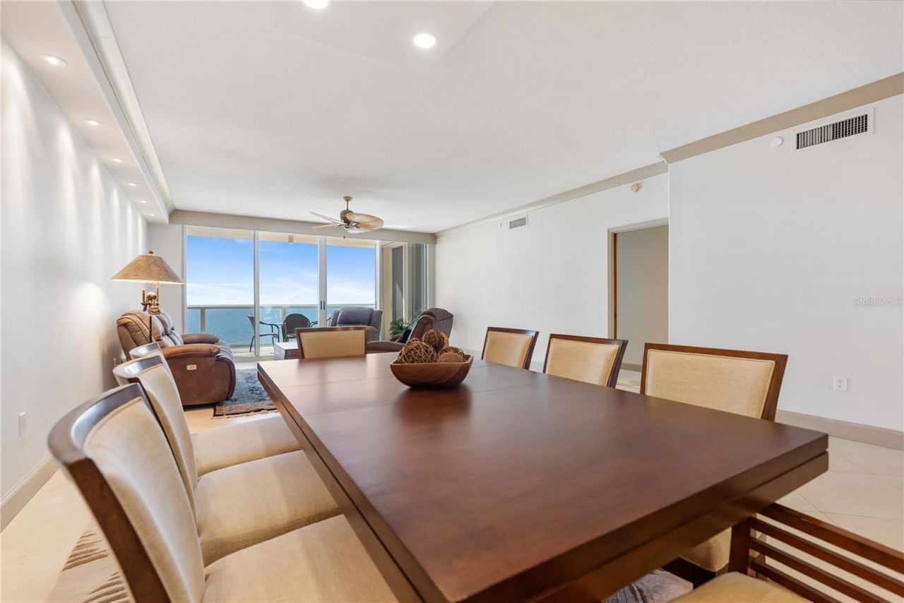 1800 Benjamin Franklin Drive, Unit B809, Sarasota, FL 34236 Photo