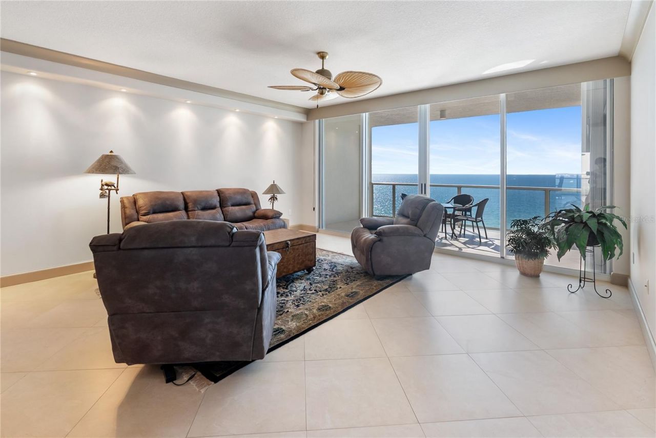 1800 Benjamin Franklin Drive, Unit B809, Sarasota, FL 34236 Photo