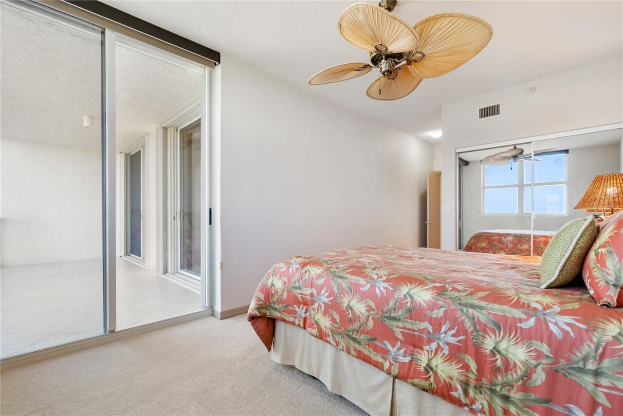 1800 Benjamin Franklin Drive, Unit B809, Sarasota, FL 34236 Photo