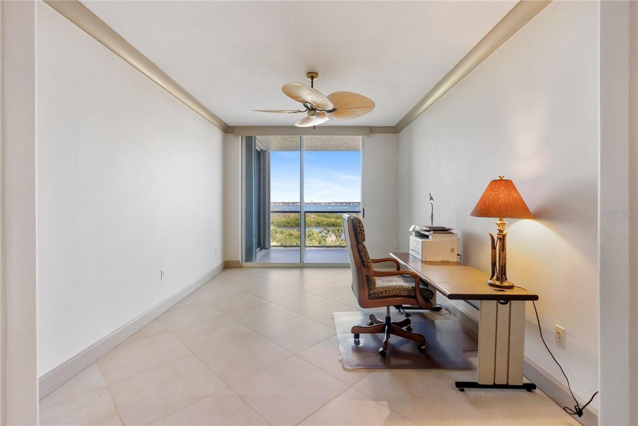 1800 Benjamin Franklin Drive, Unit B809, Sarasota, FL 34236 Photo