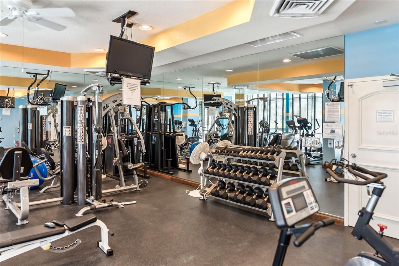 1800 Benjamin Franklin Drive, Unit B809, Sarasota, FL 34236 Photo