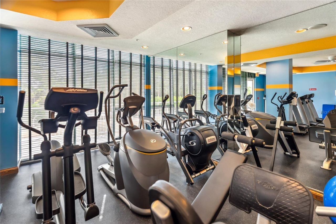 1800 Benjamin Franklin Drive, Unit B809, Sarasota, FL 34236 Photo