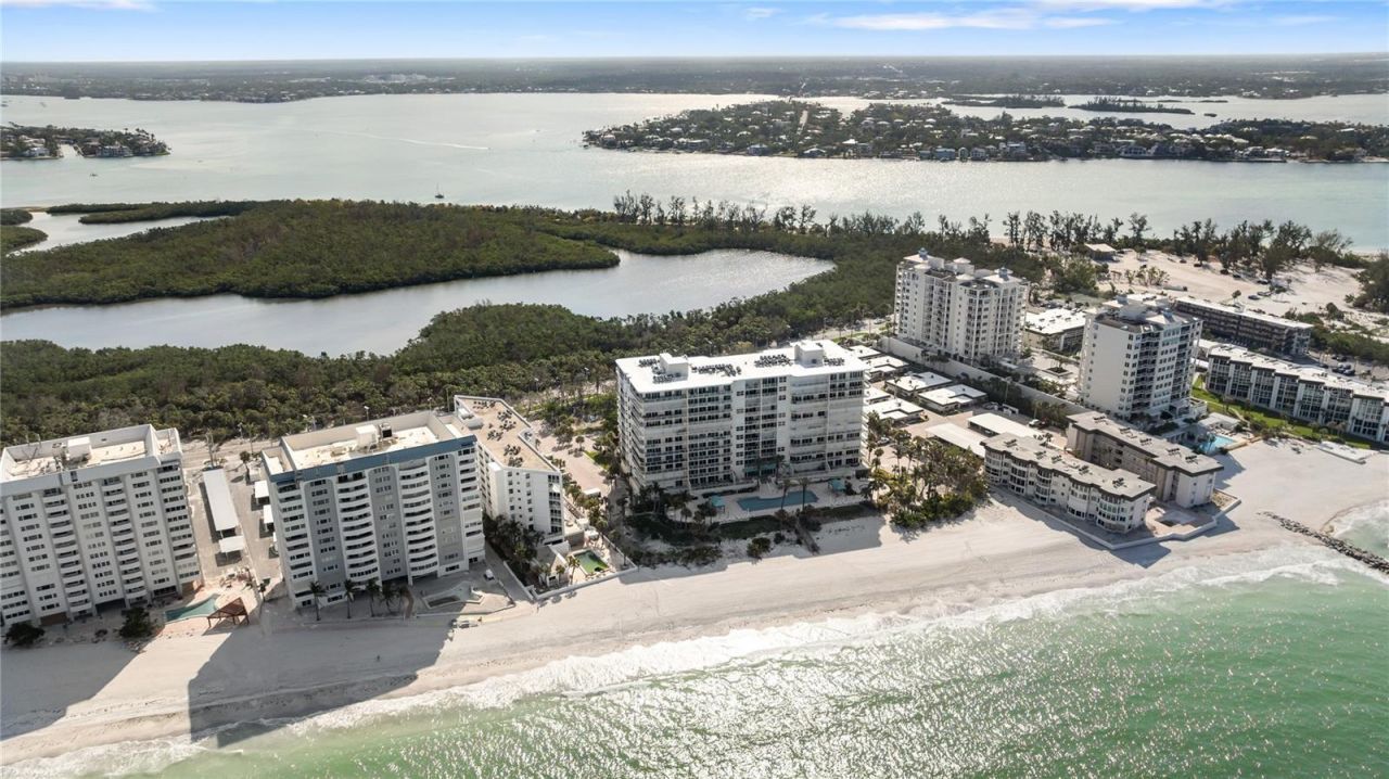 1800 Benjamin Franklin Drive, Unit B809, Sarasota, FL 34236 Photo