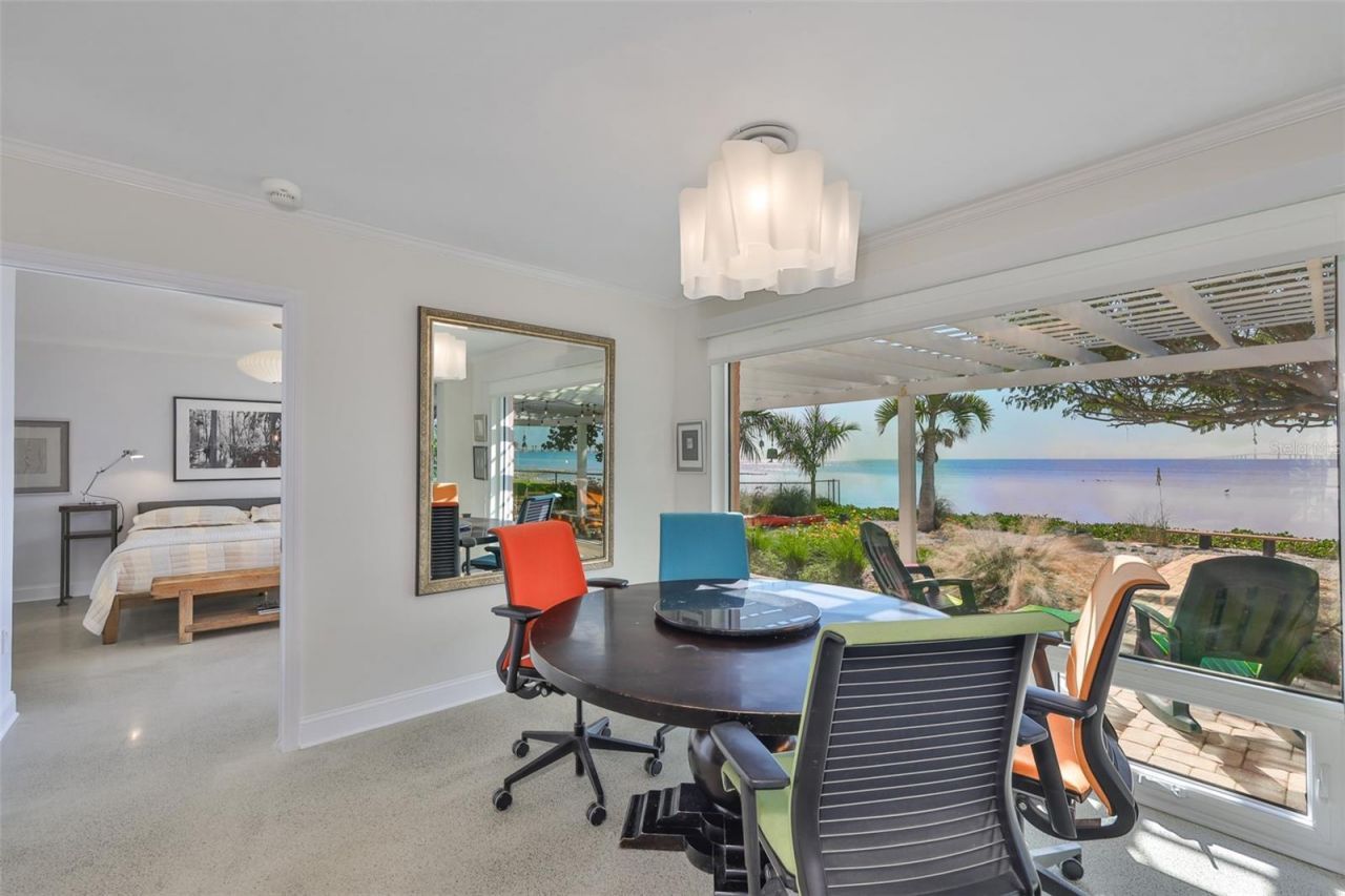 2158 Blossom Way S, Saint Petersburg, FL 33712 Photo