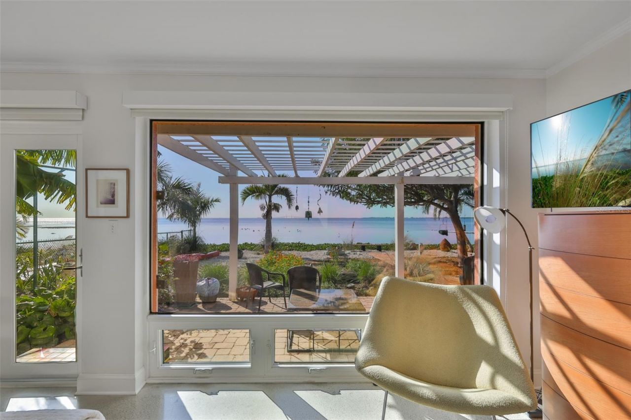 2158 Blossom Way S, Saint Petersburg, FL 33712 Photo