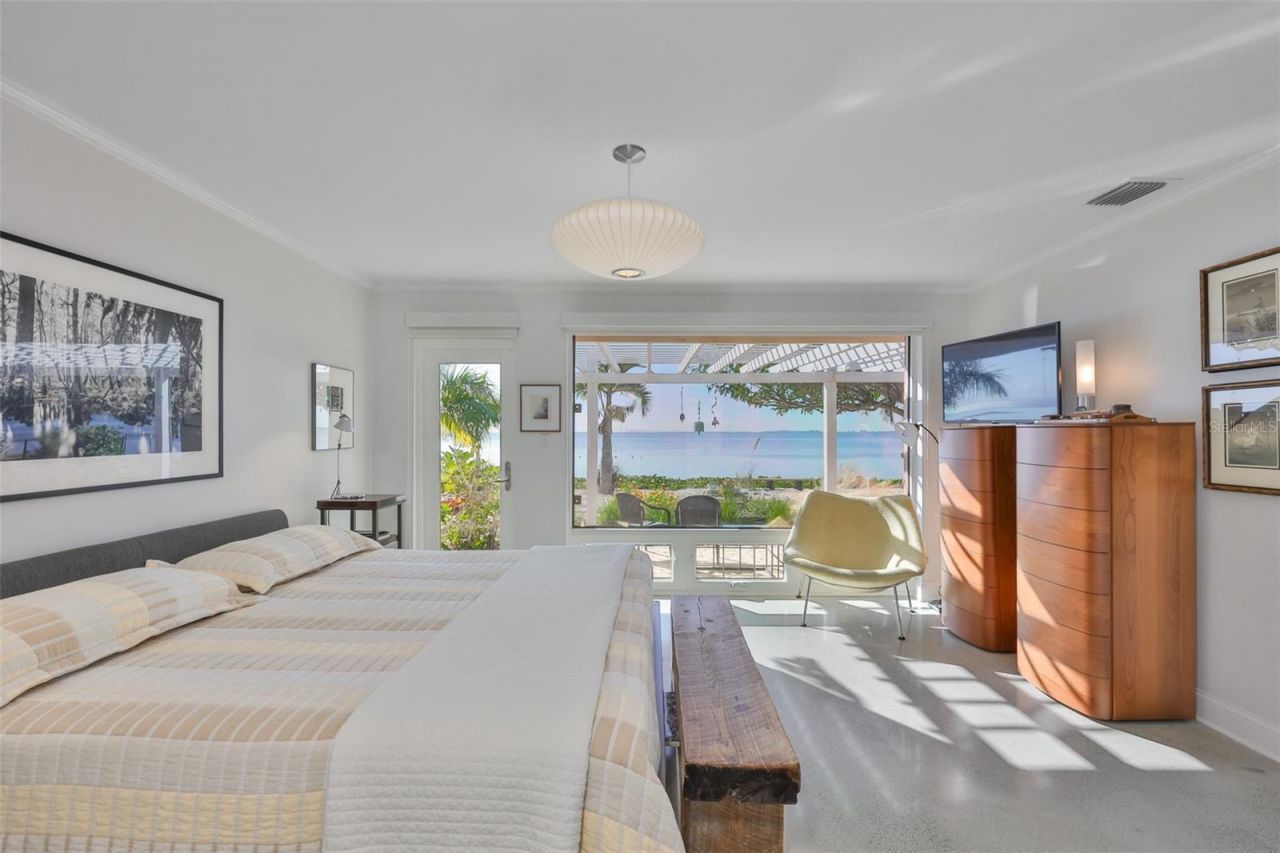 2158 Blossom Way S, Saint Petersburg, FL 33712 Photo