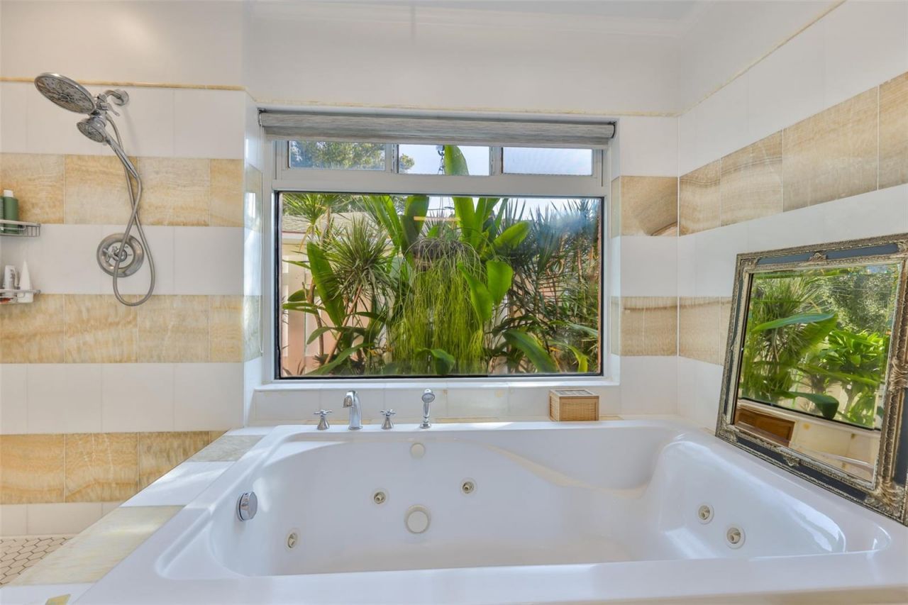 2158 Blossom Way S, Saint Petersburg, FL 33712 Photo