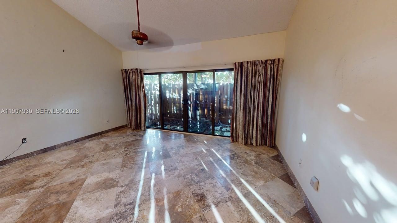 4222 SW 87th Ter, Davie, FL 33328 Photo