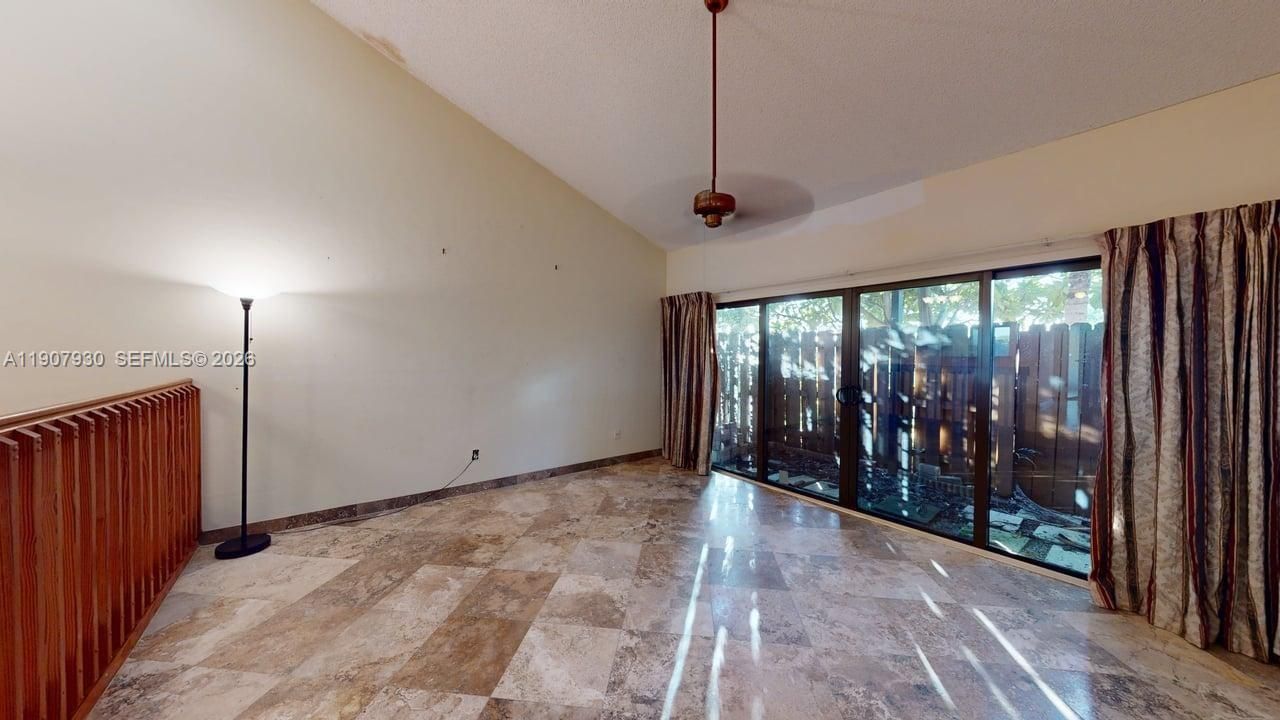 4222 SW 87th Ter, Davie, FL 33328 Photo