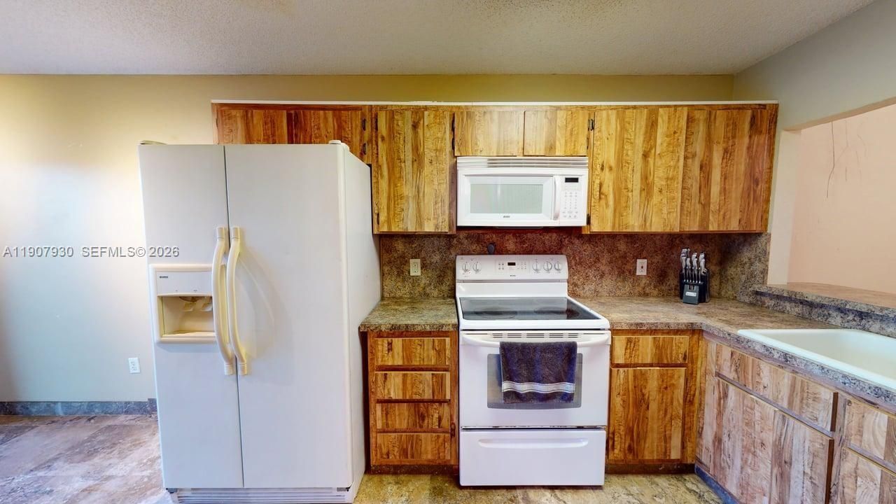 4222 SW 87th Ter, Davie, FL 33328 Photo