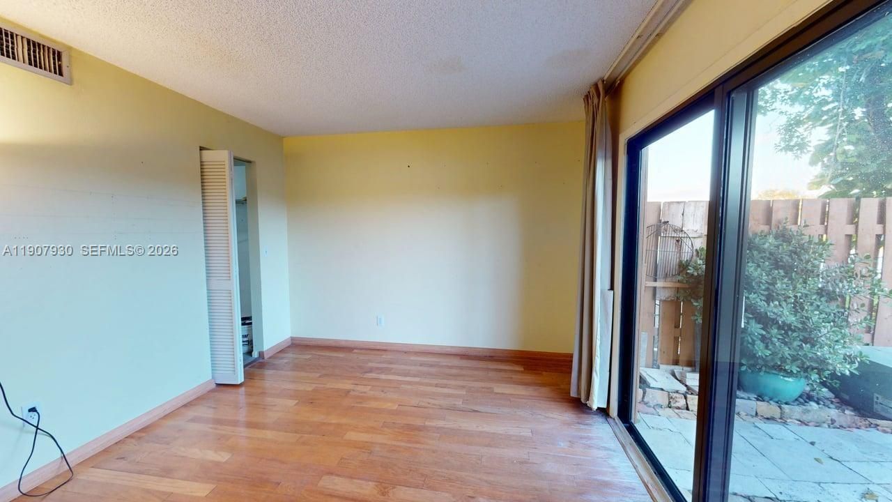 4222 SW 87th Ter, Davie, FL 33328 Photo