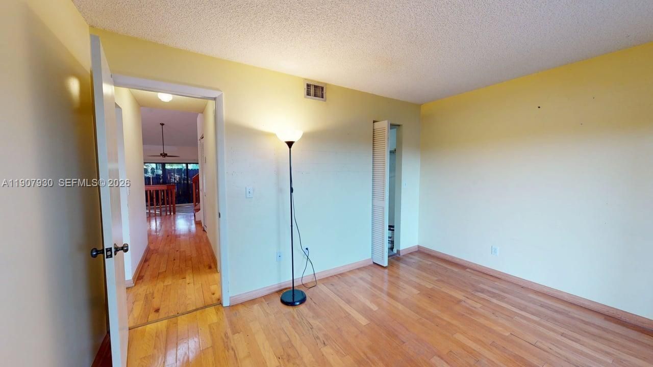 4222 SW 87th Ter, Davie, FL 33328 Photo